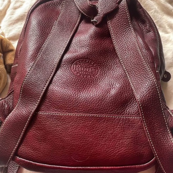Small Burgundy leather backpack - Picture 2 of 4
